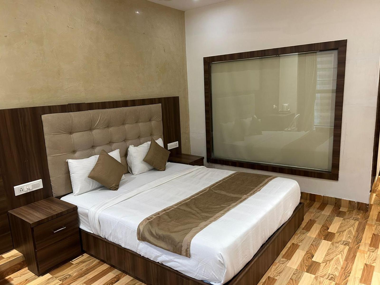 Hotel Bkc Mannat Mumbai Luaran gambar