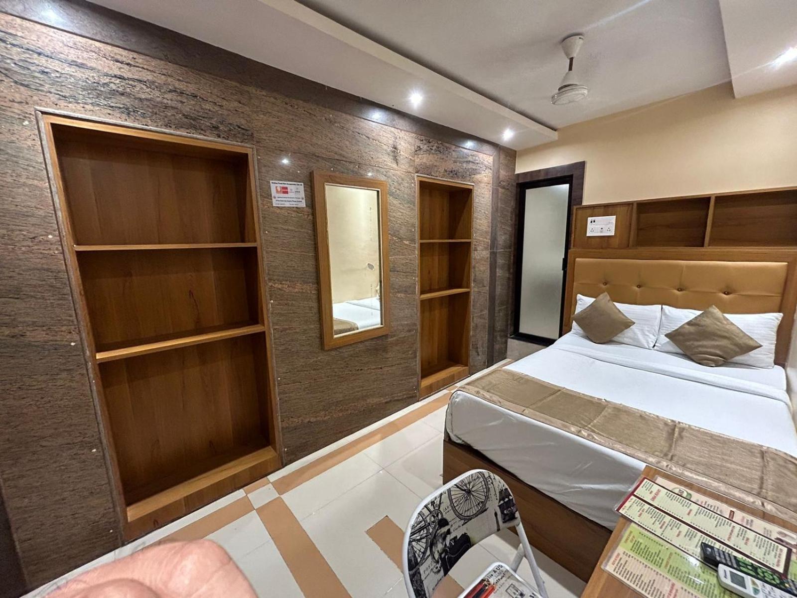Hotel Bkc Mannat Mumbai Luaran gambar