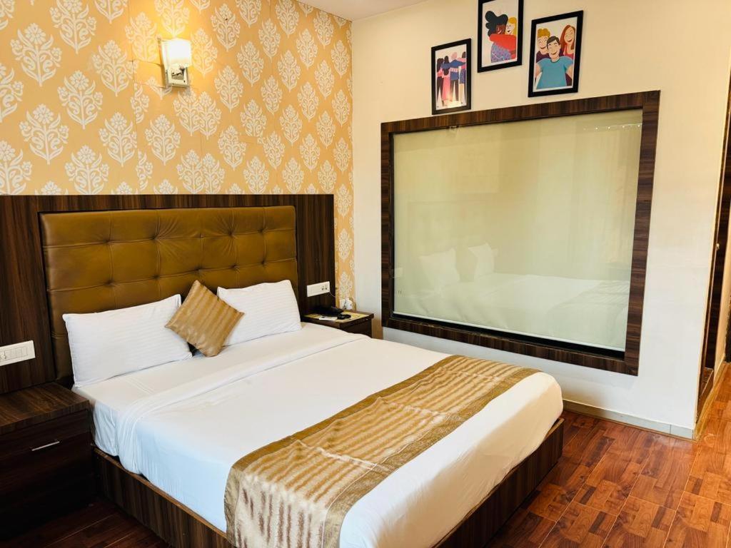 Hotel Bkc Mannat Mumbai Luaran gambar